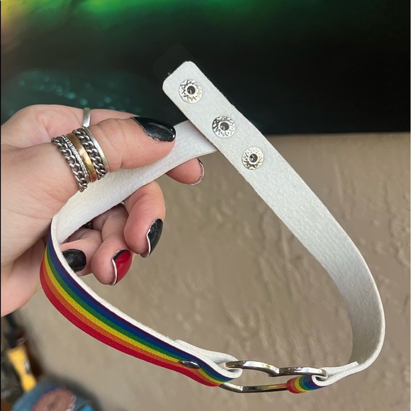 π΄ SALE ! red dot items are 2 for $25 . Bundle more than 3 and its $10 each π - Picture 8 of 11